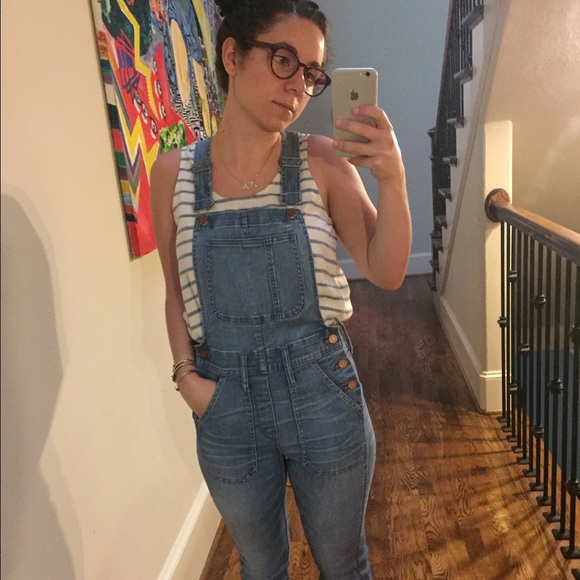 Profile Picture of D Nimeh (@dnimeh) on Poshmark