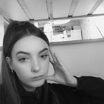 Profile Picture of Alisha Giles (@alisha.louise.art) on Instagram