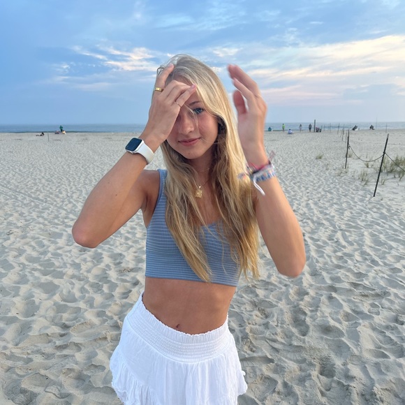 Profile Picture of Kate Weaver (@kateweavv) on Poshmark