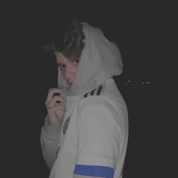Profile Picture of Brett Ciastko (@bciastko01) on Poshmark