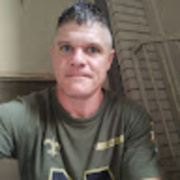 Profile Picture of Bryan Gudgell (@bryangudgell883) on Poshmark