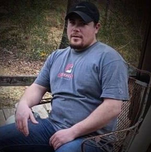 Profile Picture of John Turnage (@johnturnage30) on Poshmark