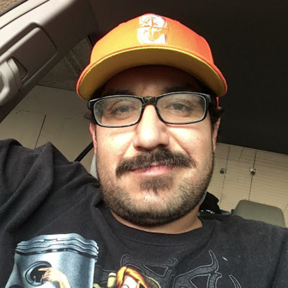Profile Picture of Jonathan Gee (@jaygonzalez0728) on Poshmark