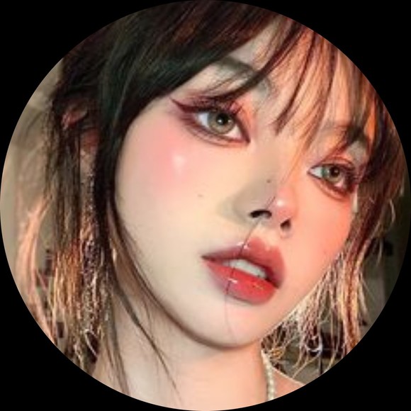 Profile Picture of Grant Limburg (@rudybedsons) on Poshmark