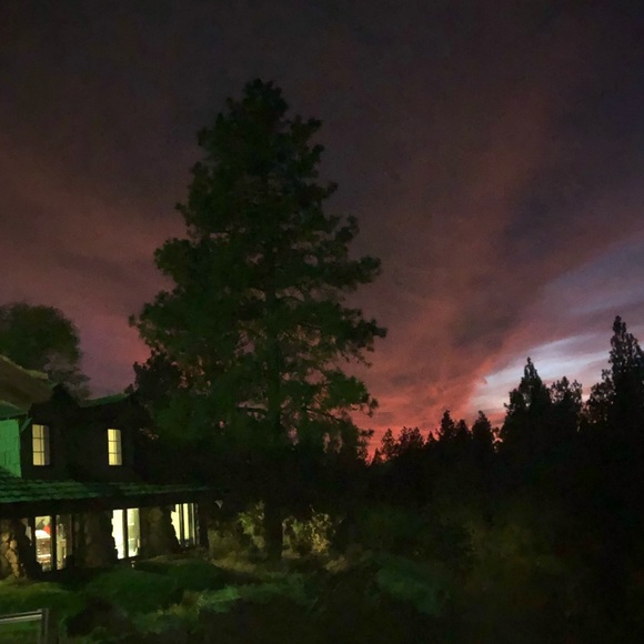 Profile Picture of Karen Gondos (@kg0528) on Poshmark