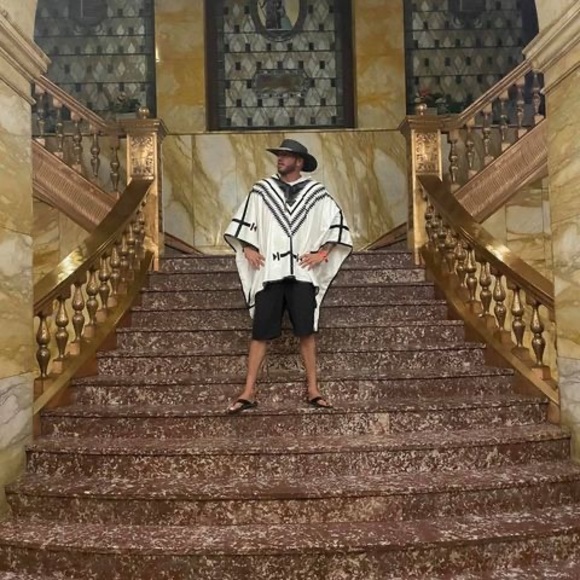 Corey Ayotte - Poshmark Profile Picture of Corey Ayotte (@coreyayotte) on Poshmark