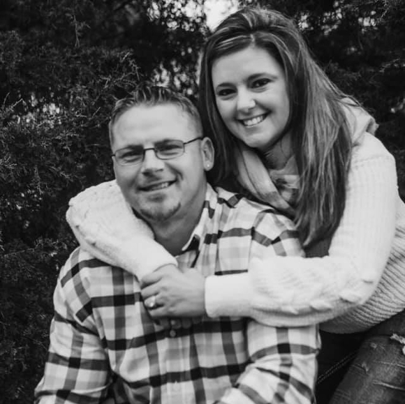 Profile Picture of Sethandbecky Robinson (@robbdogg6902) on Poshmark