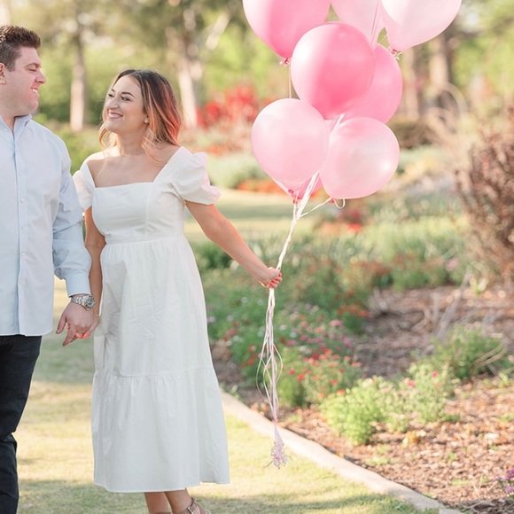 Profile Picture of Lorena Gardner (@lorenagardner) on Poshmark