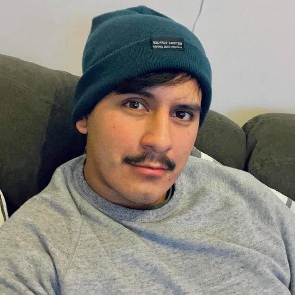 Profile Picture of Erick Andrade (@erickk11) on Poshmark