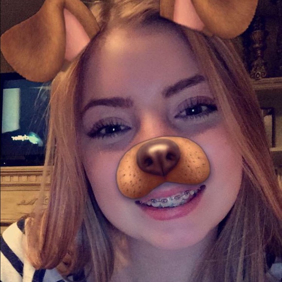 Profile Picture of Rachel Marlitt (@rachelmarlitt) on Poshmark