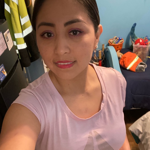 Profile Picture of Karen Capistran (@karencapistran) on Poshmark