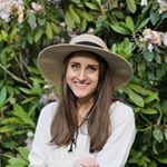 Profile Picture of Danielle Holstein (@holstein.studios) on Instagram