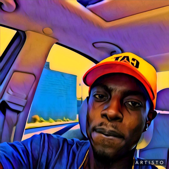 Profile Picture of Preferred Payment (@jimmy2xs) on Poshmark