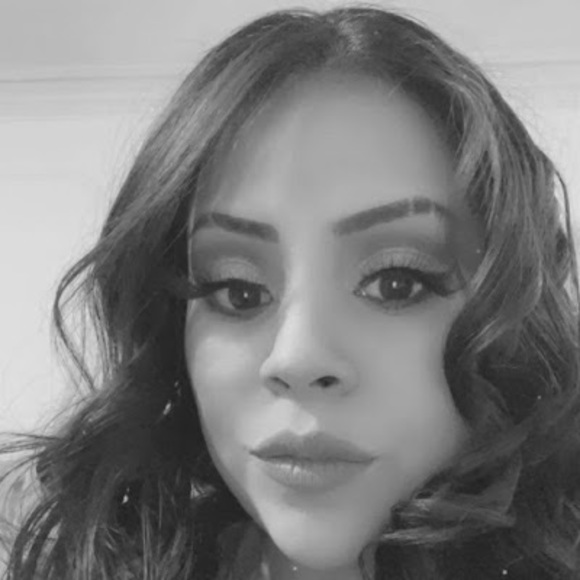 Profile Picture of Janet Mancera (@janetmancera05) on Poshmark