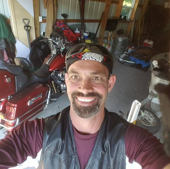 Profile Picture of Gary Bowerman (@garybowerman) on Poshmark