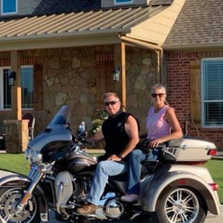 Profile Picture of Tom Kotowski (@tom.kotowski) on Facebook