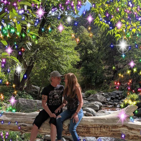 Suzanne Doreen - Poshmark Profile Picture of Suzanne Doreen (@suzannedn) on Poshmark