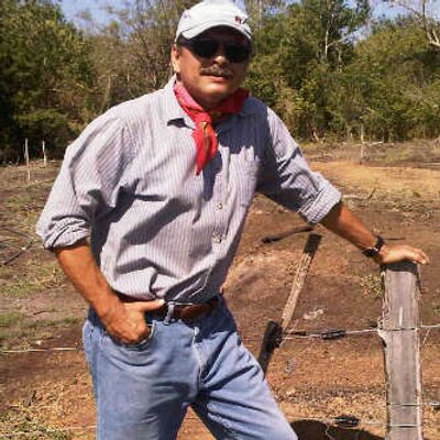 Profile Picture of Ernesto Calzada (@CALZADAQR) on Twitter