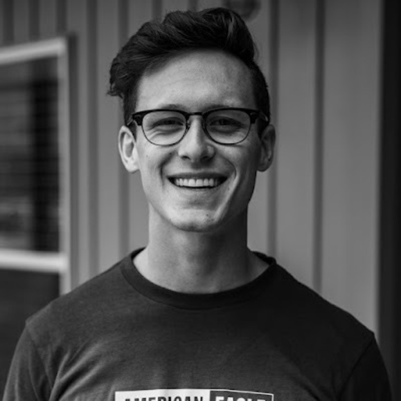 Profile Picture of Colin Peterson (@petersoncolin21) on Poshmark