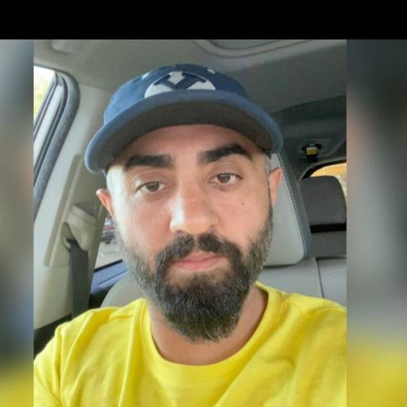 Profile Picture of Fatih Gorunmek (@fatih00056) on Poshmark