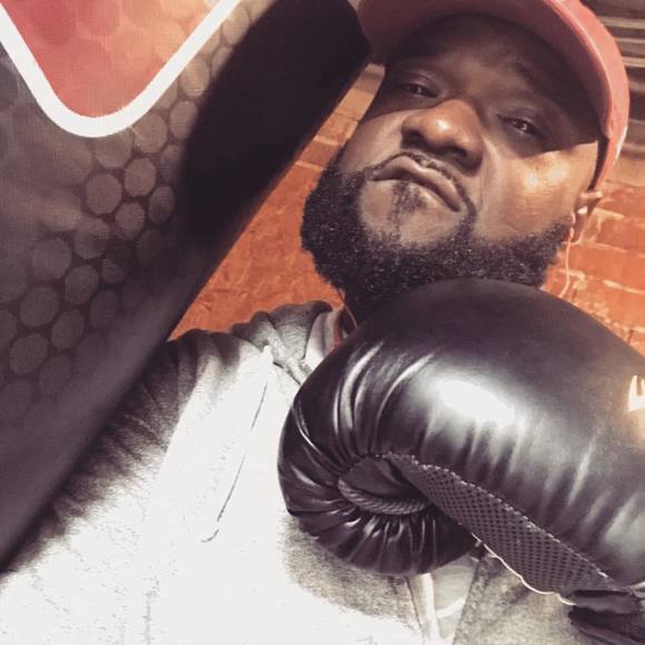 Profile Picture of Chaz Richards (@docrich8) on Poshmark