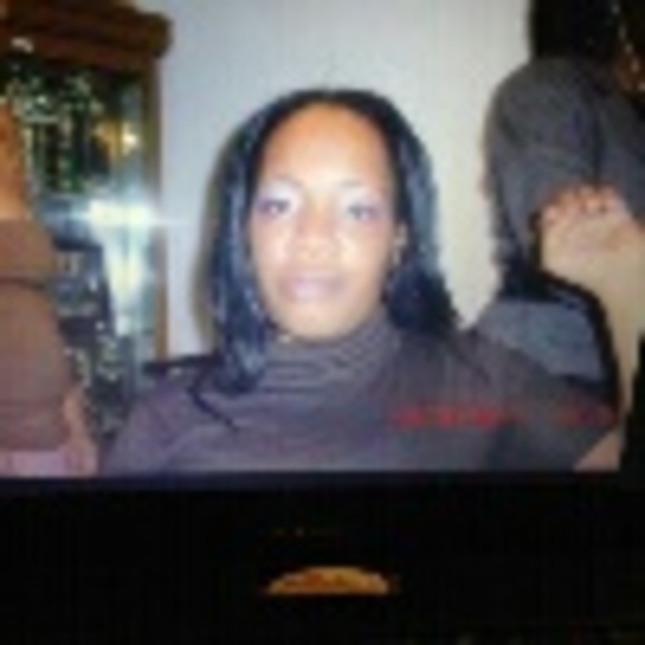Profile Picture of Kim Chambers (@kimchambers1) on Poshmark