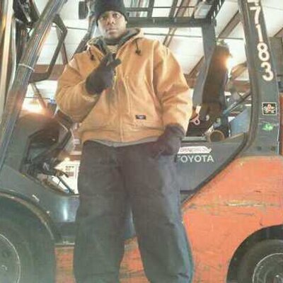 Profile Picture of Craig Curry Jr (@C_Rock4life) on Twitter