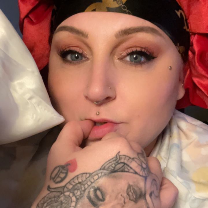 Profile Picture of Jennifer Martindale (@jennperry2021) on Tiktok