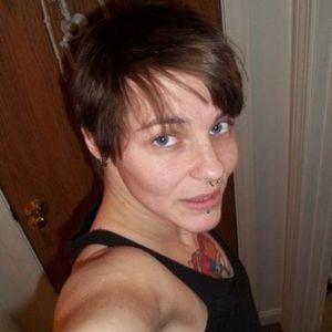 Profile Picture of Jessica Hovey (@pink_punx_0305) on Myspace