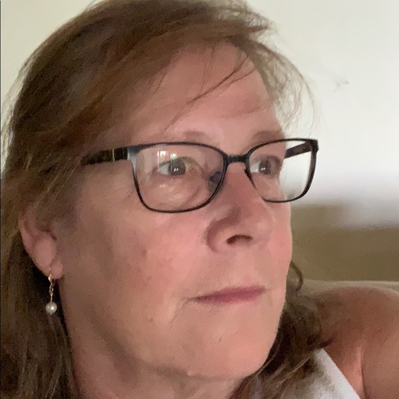 Marian Gill - Poshmark Profile Picture of Marian Gill (@corkandclay) on Poshmark