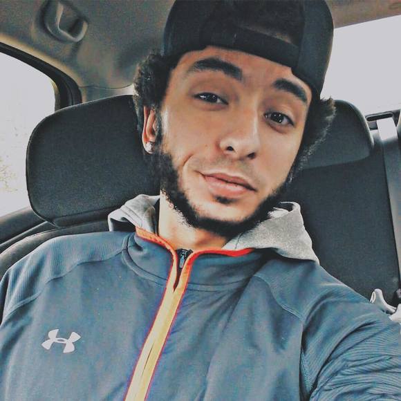 Profile Picture of Connor Bretl (@connor_bretl) on Poshmark