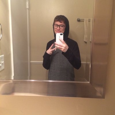 Profile Picture of Brandon Manley (@brandonmanley69) on Twitter