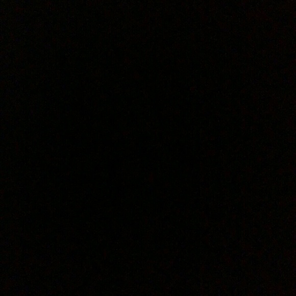 Profile Picture of Queron Stewart (@whyhotwingshot) on Poshmark