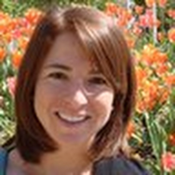 Profile Picture of Jodie Bourne (@jodie_b10) on Poshmark