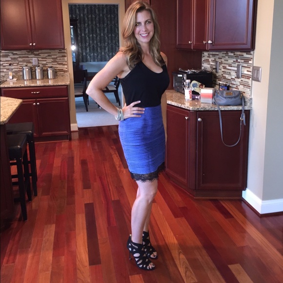 Profile Picture of Pamela Dungan (@pdungan) on Poshmark
