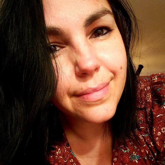 Profile Picture of Ju Scherner (@julianascherner) on Poshmark