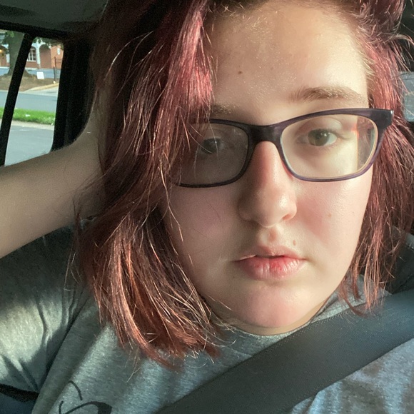 Profile Picture of Haley Allison (@halestorms542) on Poshmark