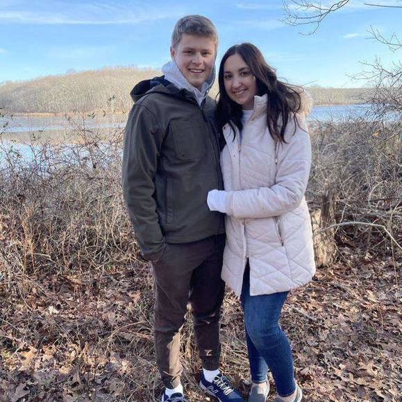 Profile Picture of Schuyler Dorchak (@schuylerdorchak) on Poshmark