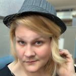 Profile Picture of holli huling /Gypsy Mug Life . (@holliyvonne1977) on Instagram
