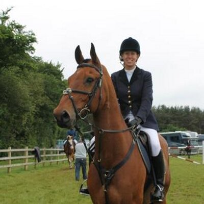 Profile Picture of Claire Darwin (@Rich1Darwin) on Twitter