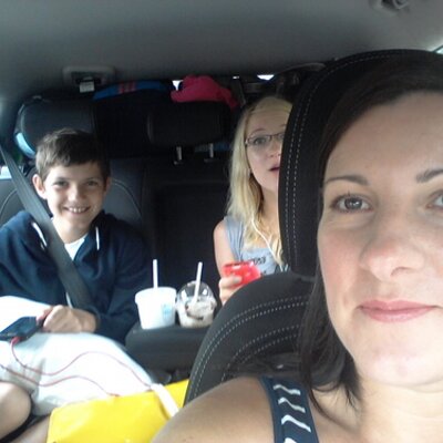 Profile Picture of Amanda Archbold (@AmandaKWilson41) on Twitter