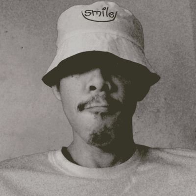 Profile Picture of Mario Minardi (@mariomantic) on Twitter