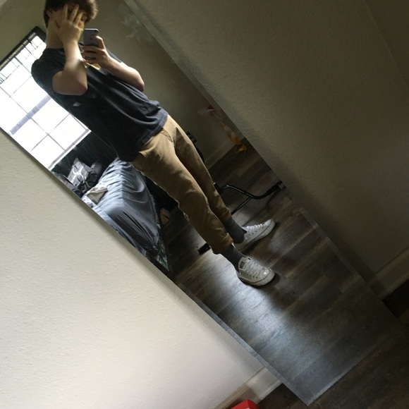 Profile Picture of Michael Kelsey (@michaelkelsey) on Poshmark