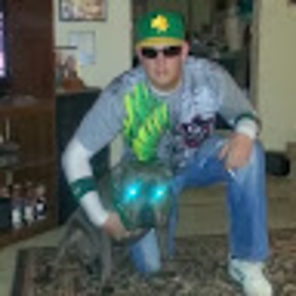 Profile Picture of Matthew Noel (@matthewnoel537) on Poshmark
