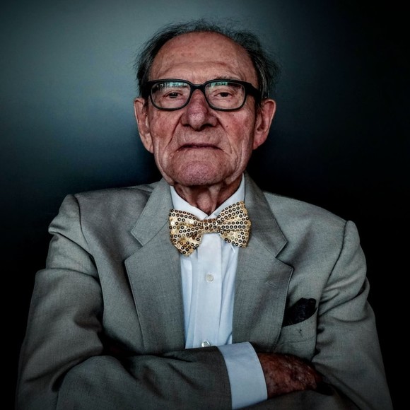 Profile Picture of Caleigh Damann (@damany54tr) on Poshmark