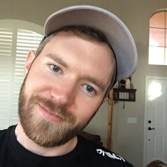 Profile Picture of Colin Bradshaw (@c0ins) on Poshmark