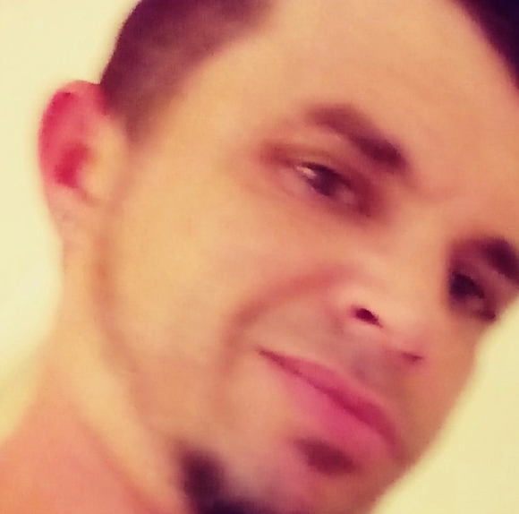 Curtis Lomax - Poshmark Profile Picture of Curtis Lomax (@curtis000) on Poshmark