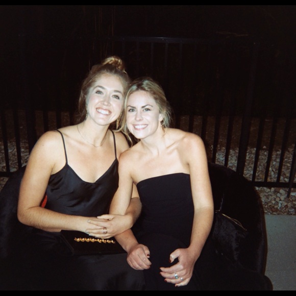 Profile Picture of Lydia Stonehouse (@lstonehouse) on Poshmark