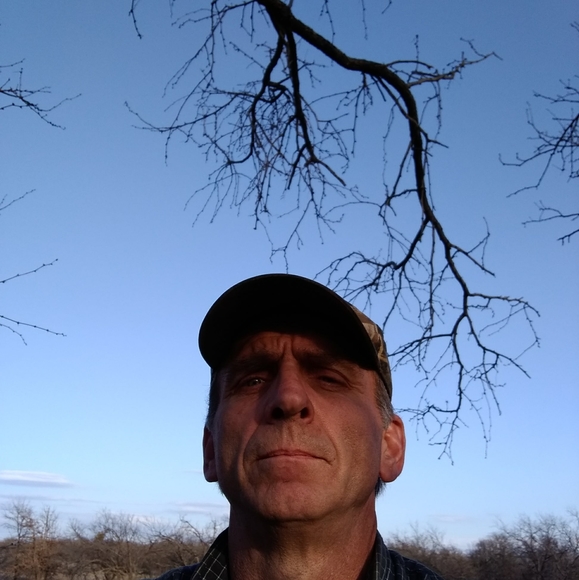 Profile Picture of Lance Walker (@fameryoung) on Poshmark