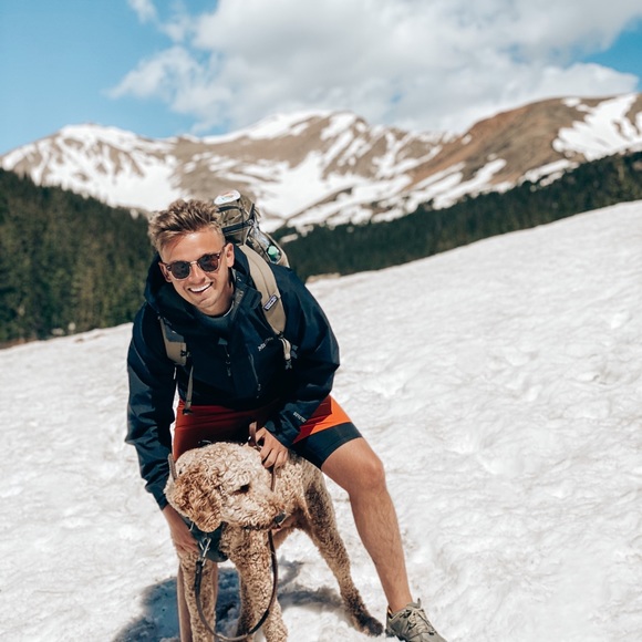 Profile Picture of Rylan Macvey (@rylanmacvey) on Poshmark